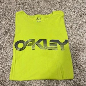 Oakley mens shirt. Used condition.